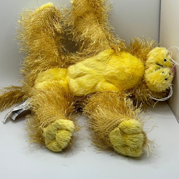 Ganz Webkinz Lioness Stuffed Animal - No Tag or Code - Eyelash Fur Plushie HM193 - Picture 2 of 9